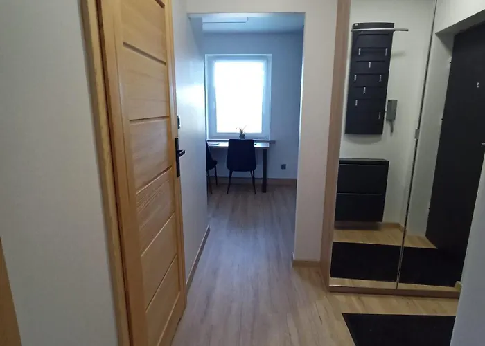 Radiostacja Ix, Parking Free Daire Gliwice