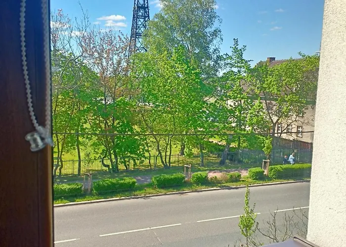 Radiostacja Ix, Parking Free *